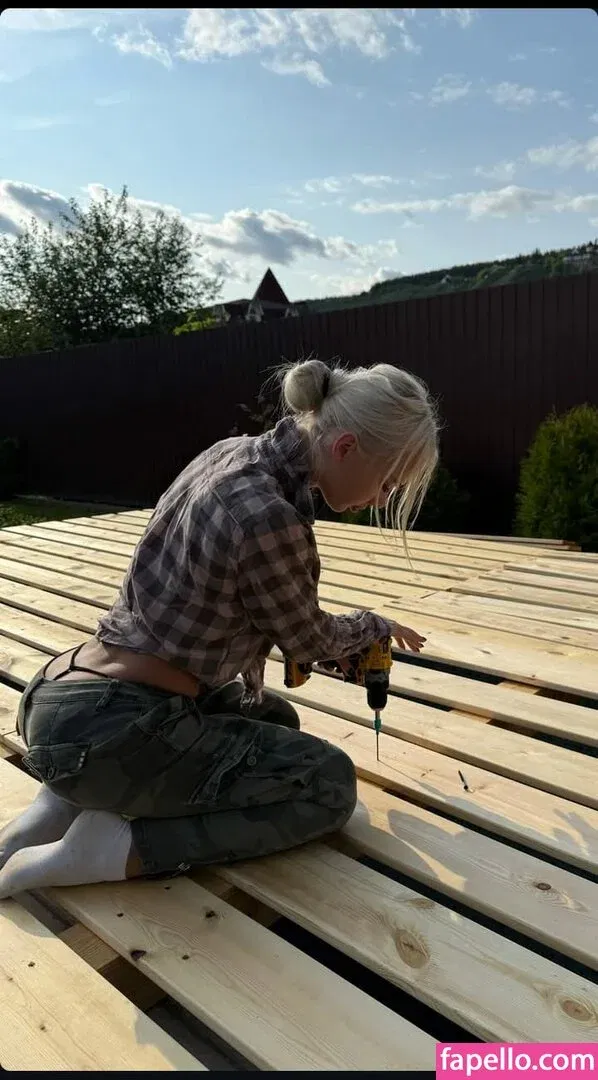 Kate Kirienko Onlyfans Photo Gallery 