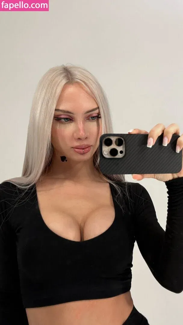 Kate Kirienko Onlyfans Photo Gallery 