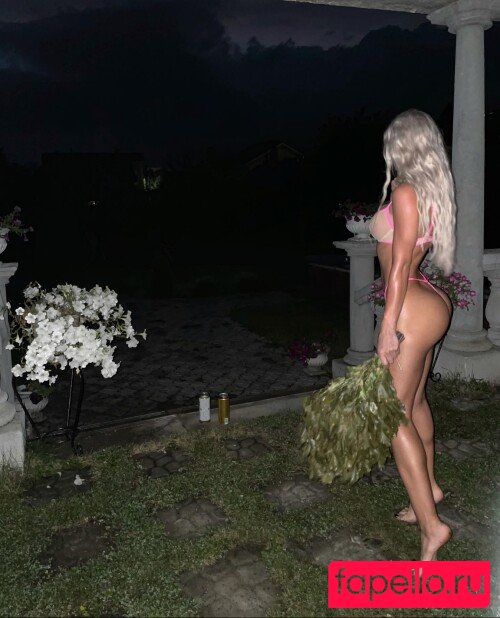 Kate Kirienko Onlyfans Photo Gallery 