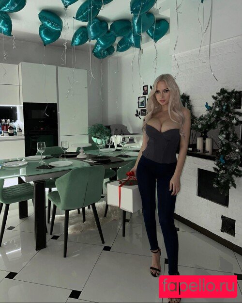 Kate Kirienko Onlyfans Photo Gallery 