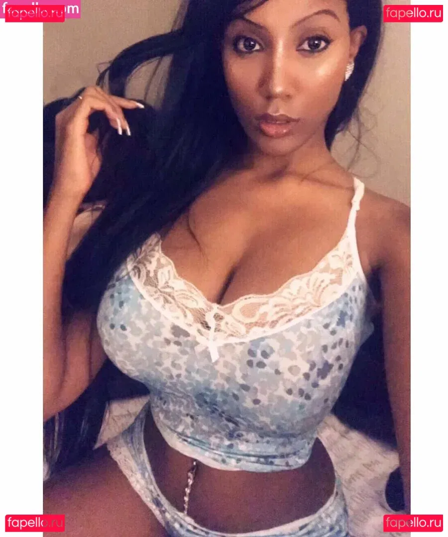 Amber Higgins Cecil Onlyfans Photo Gallery 