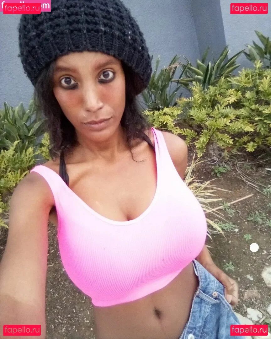 Amber Higgins Cecil Onlyfans Photo Gallery 