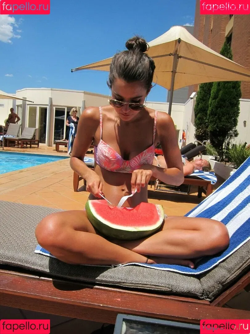 Rhiannon Fish Onlyfans Photo Gallery 
