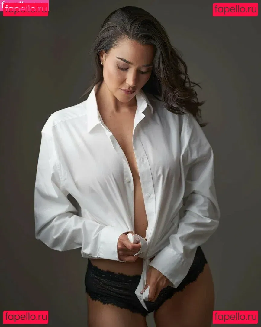 Rhiannon Fish Onlyfans Photo Gallery 