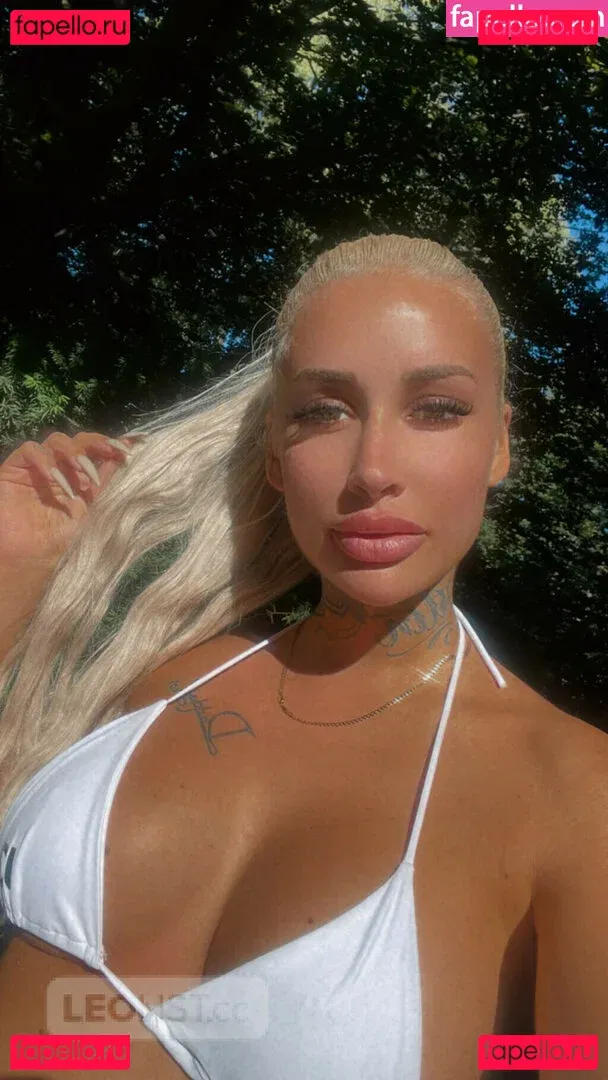 Elodie Baillargeon Roy Onlyfans Photo Gallery 