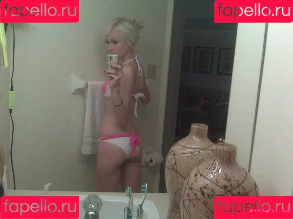 Lauren O'Neil Onlyfans Photo Gallery 
