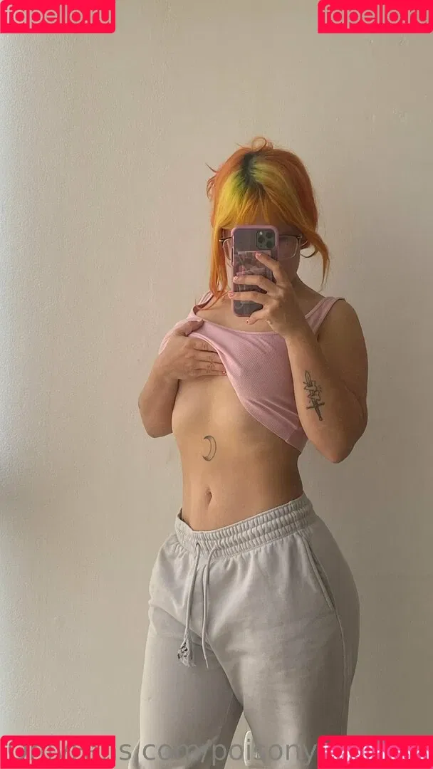 poisonyvieefree Onlyfans Photo Gallery 