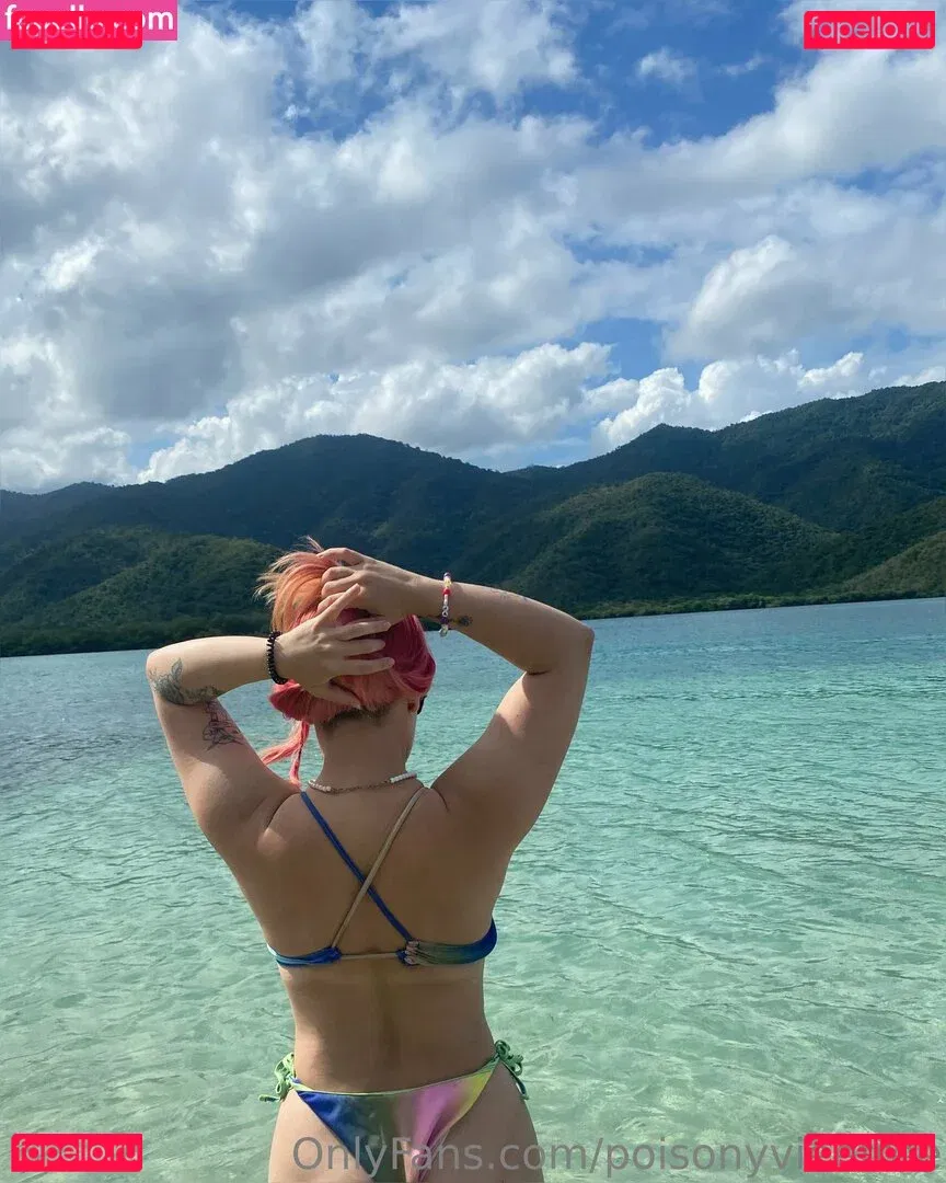 poisonyvieefree Onlyfans Photo Gallery 