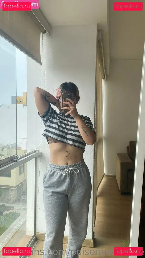 poisonyvieefree Onlyfans Photo Gallery 