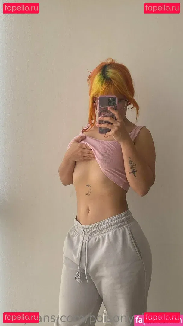 poisonyvieefree Onlyfans Photo Gallery 