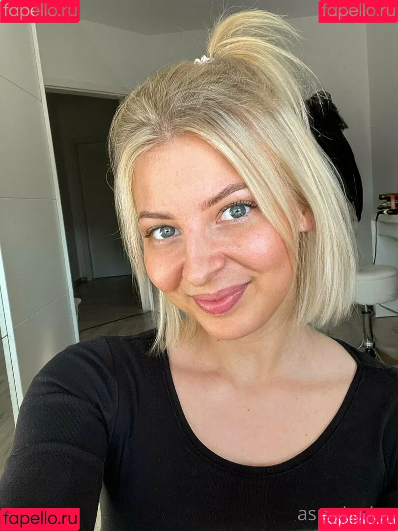 asmrjanina Onlyfans Photo Gallery 