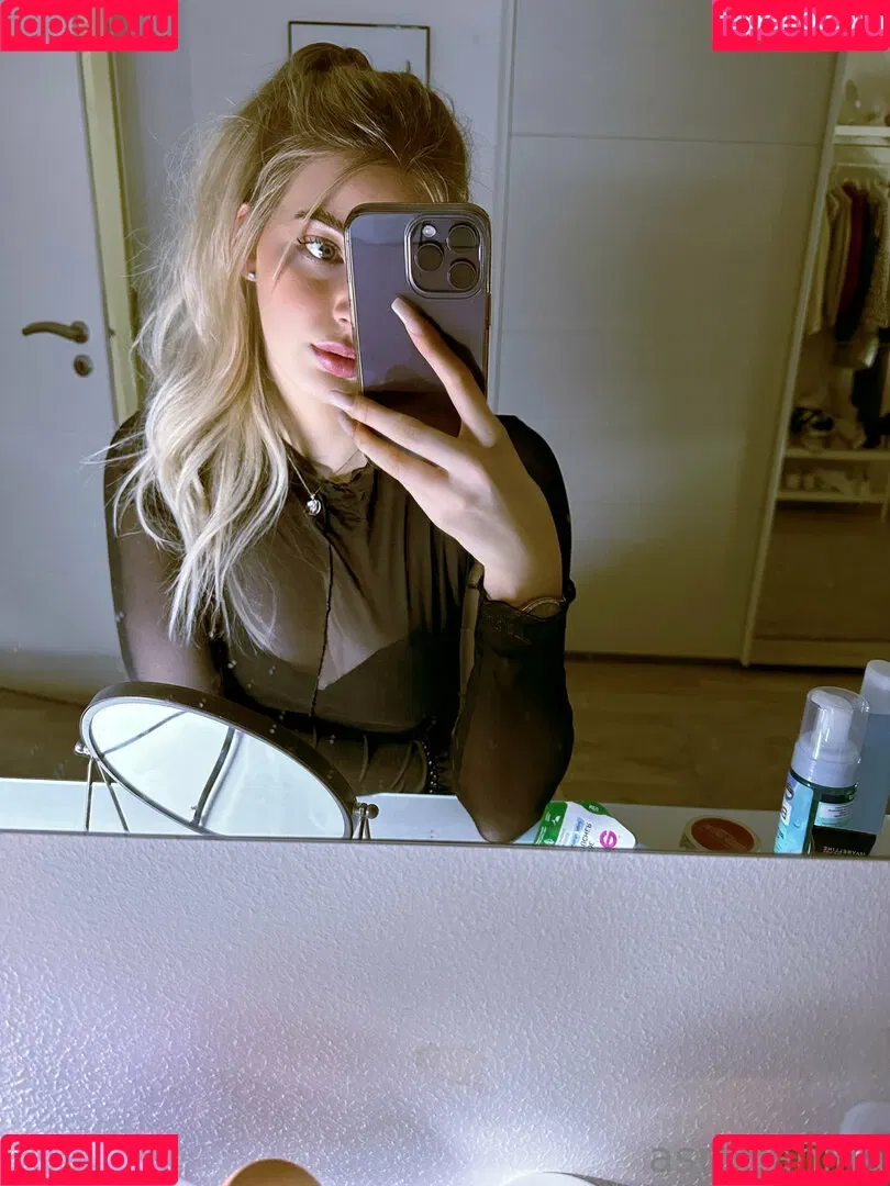 asmrjanina Onlyfans Photo Gallery 