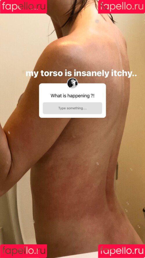 Kimiko Glenn Onlyfans Photo Gallery 