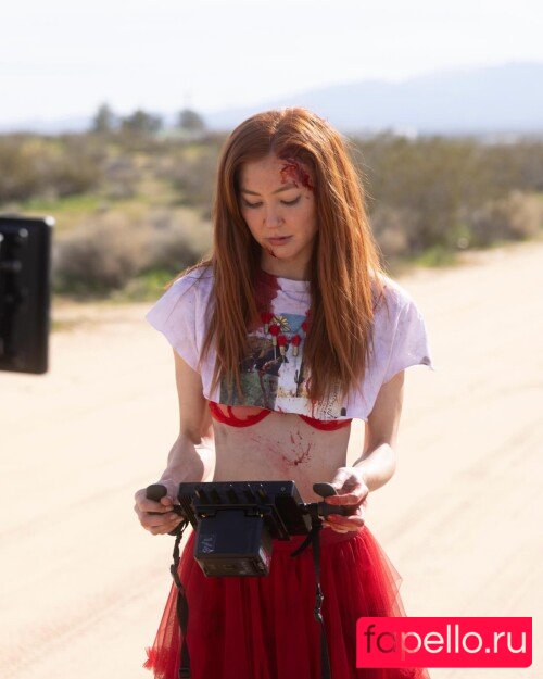 Kimiko Glenn Nude Onlyfans Photo 7