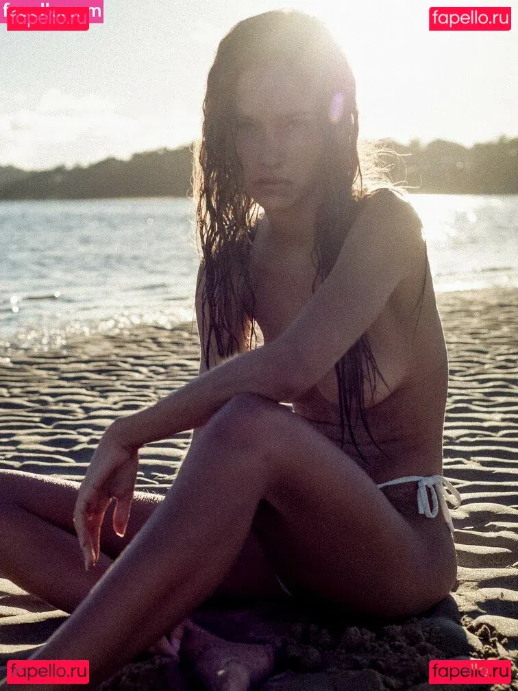 Isabella Mathers Onlyfans Photo Gallery 