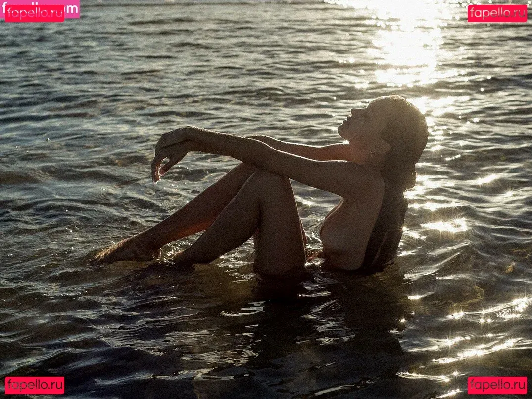 Isabella Mathers Onlyfans Photo Gallery 