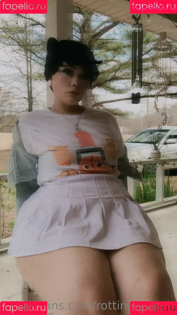 rottingnxmph Onlyfans Photo Gallery 