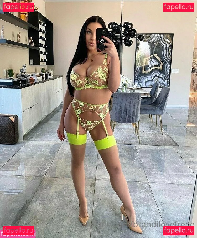 brandilovefreee Onlyfans Photo Gallery 