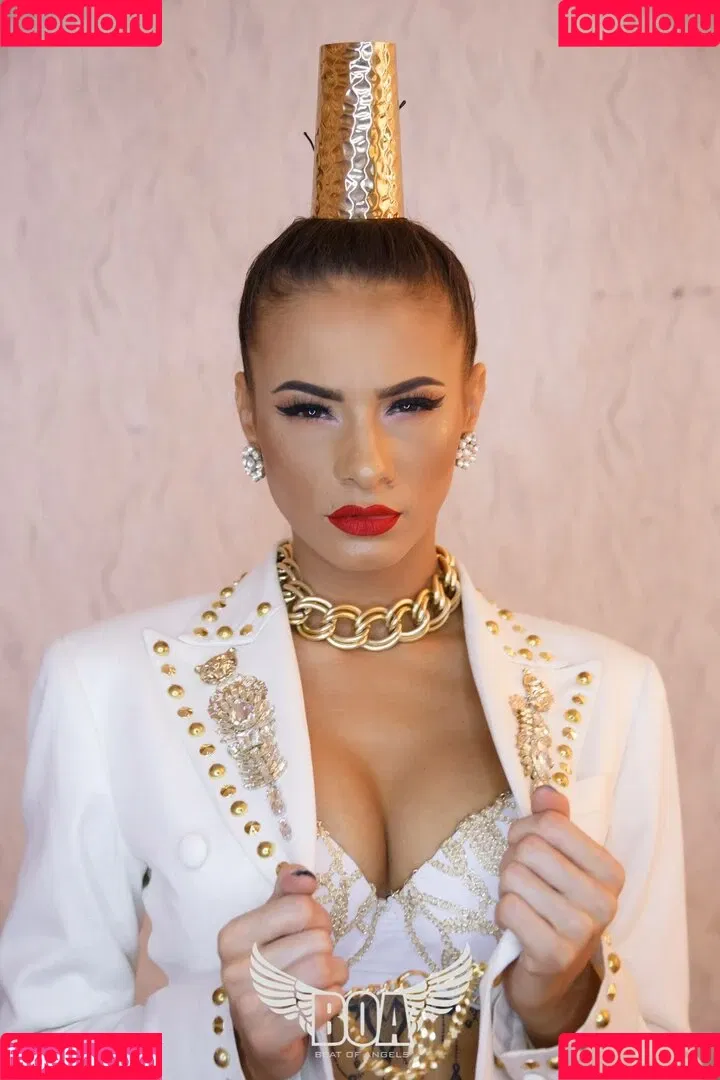 AndreeaNicoletaDinu Onlyfans Photo Gallery 