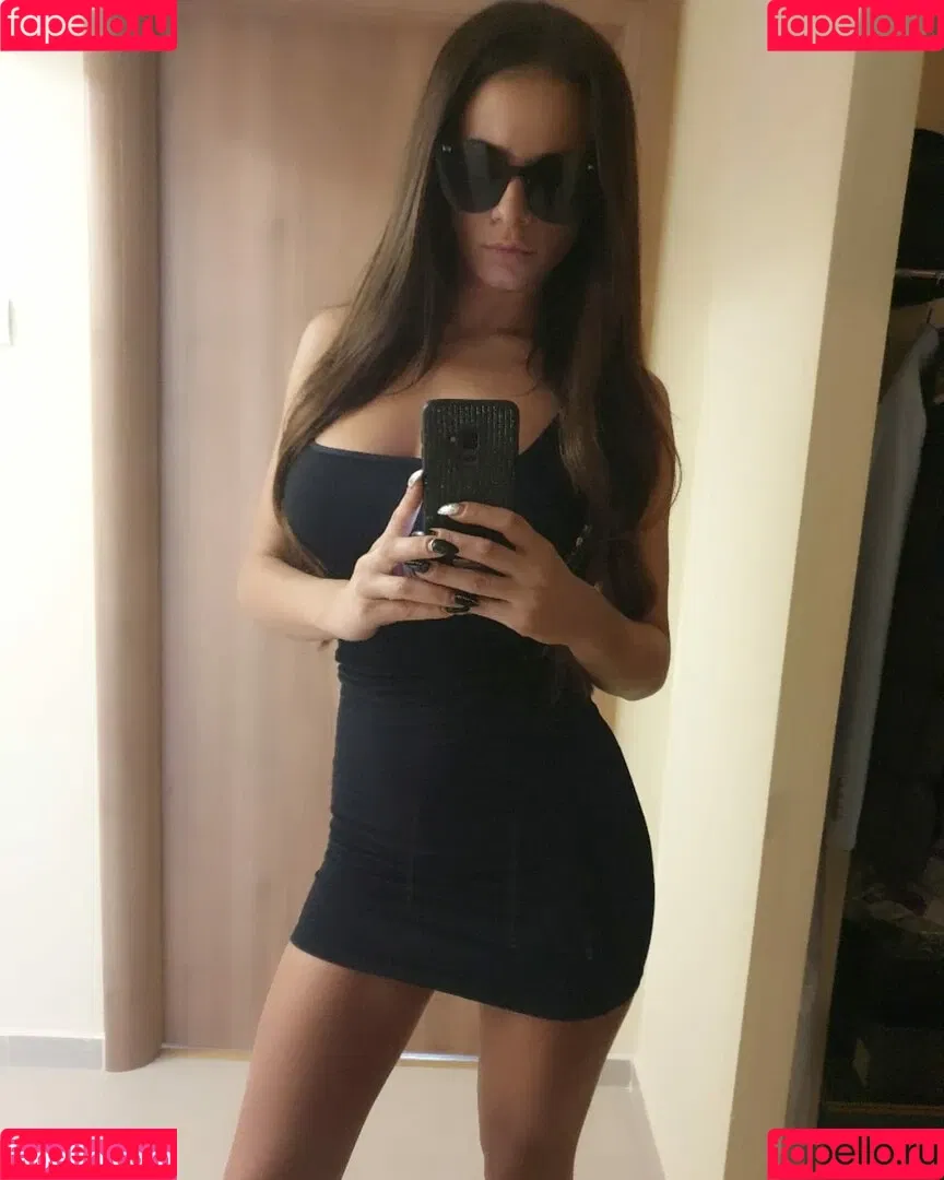 AndreeaNicoletaDinu Onlyfans Photo Gallery 