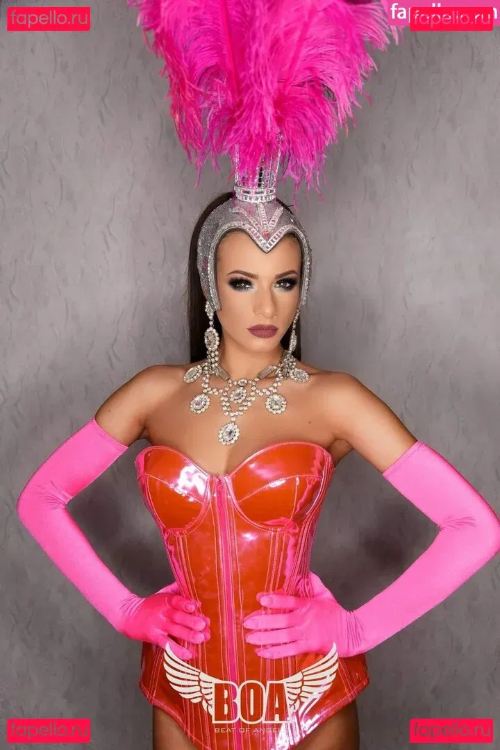 AndreeaNicoletaDinu Onlyfans Photo Gallery 