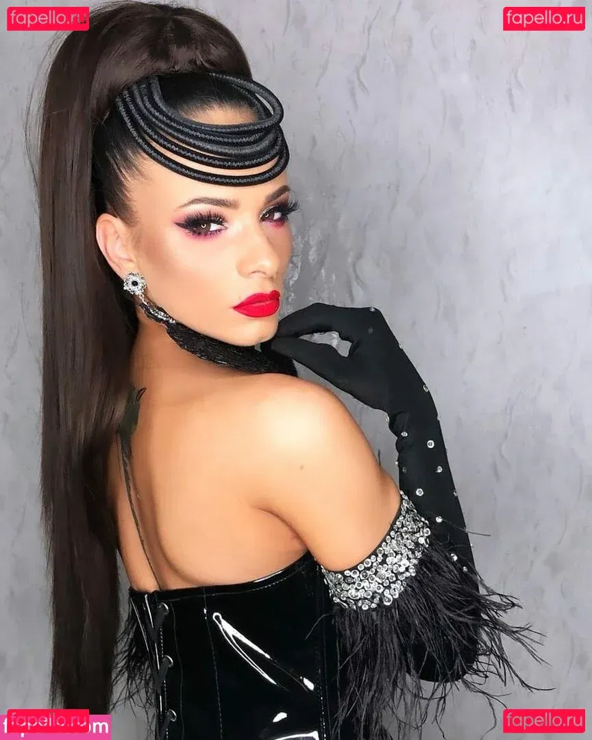 AndreeaNicoletaDinu Onlyfans Photo Gallery 