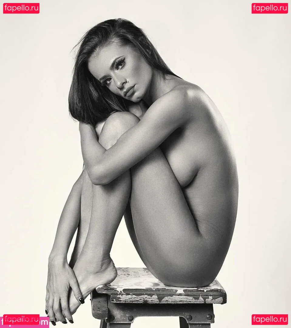 AndreeaNicoletaDinu Onlyfans Photo Gallery 