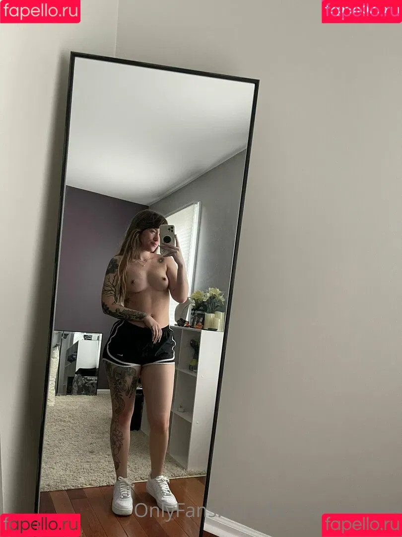 brattybananna Onlyfans Photo Gallery 