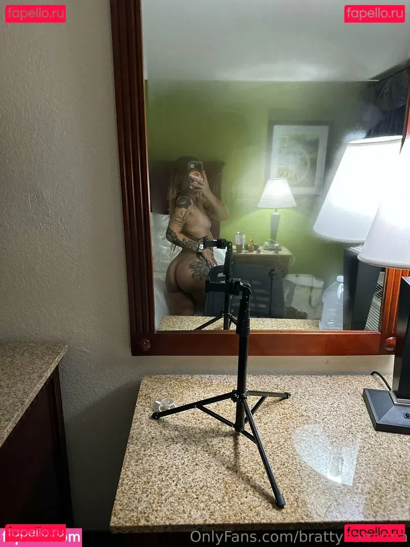 brattybananna Onlyfans Photo Gallery 