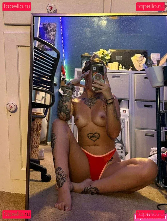 brattybananna Onlyfans Photo Gallery 