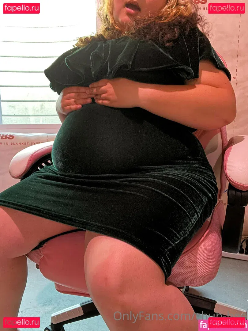chub-bee Onlyfans Photo Gallery 