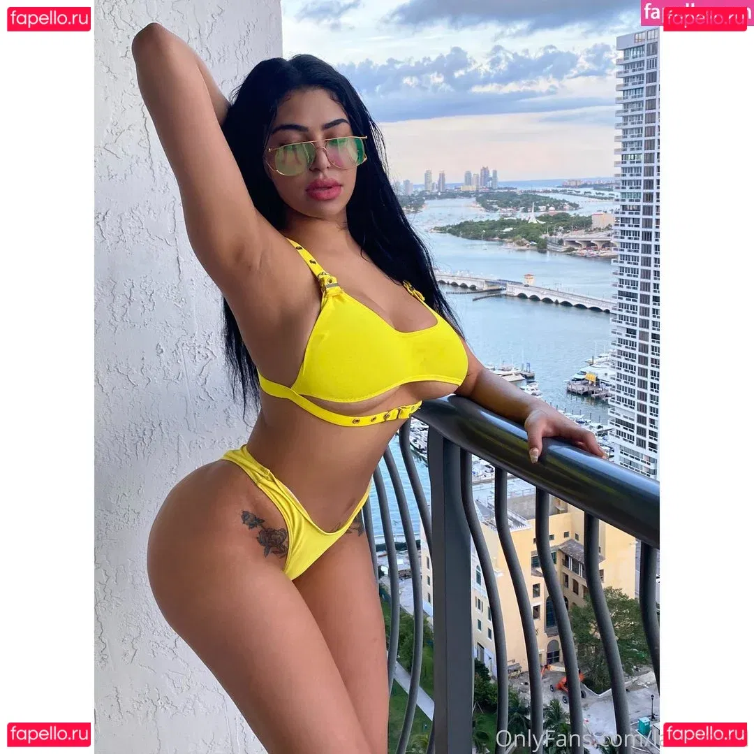 tinderfreak18 Onlyfans Photo Gallery 