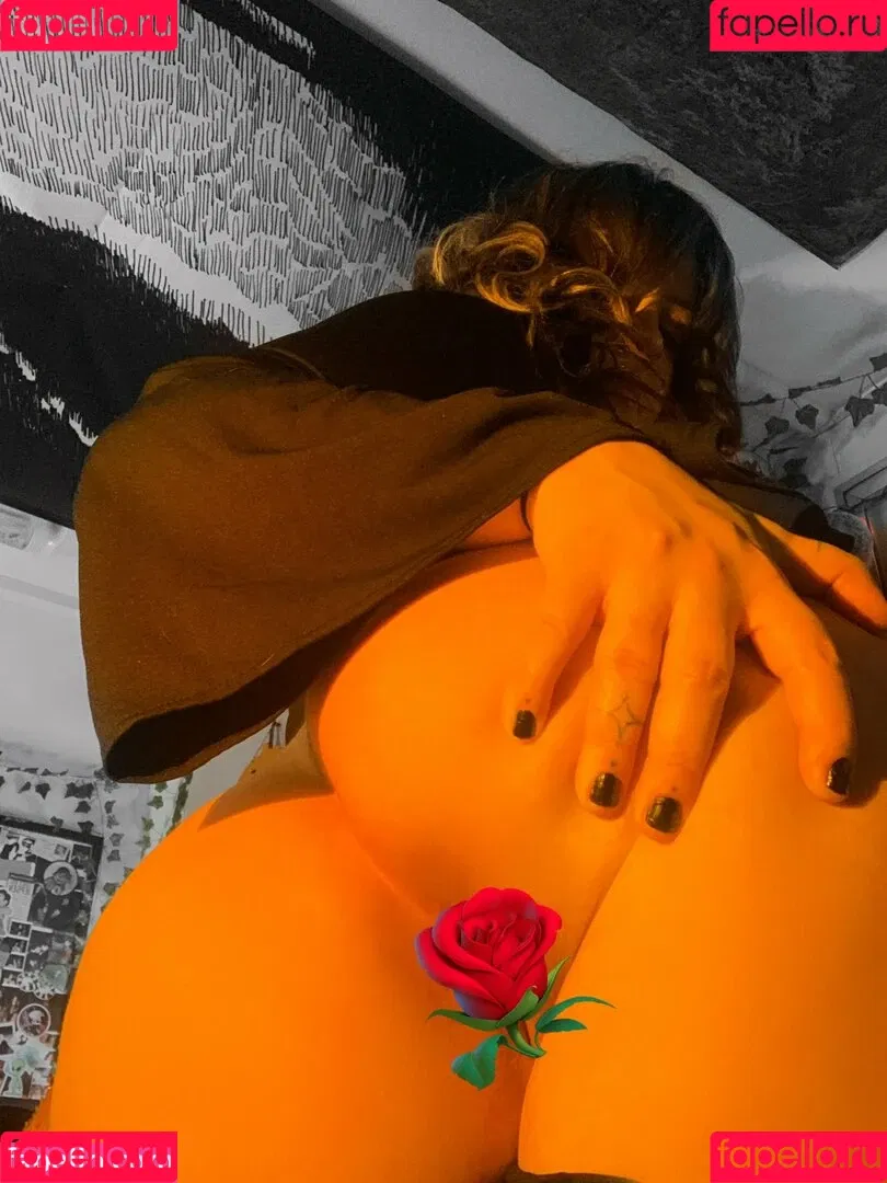 illbeurgirl Onlyfans Photo Gallery 