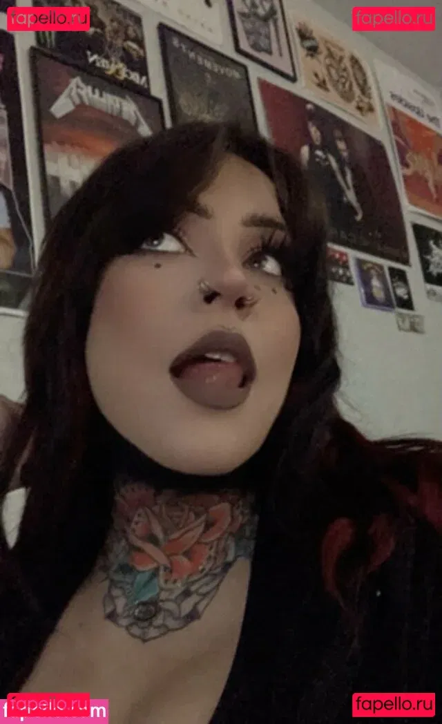 illbeurgirl Onlyfans Photo Gallery 