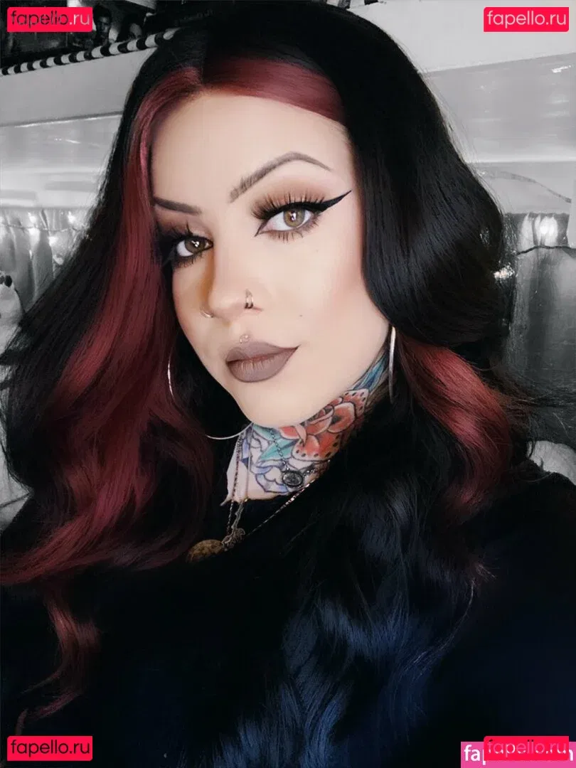 illbeurgirl Onlyfans Photo Gallery 