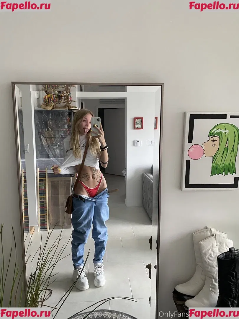 Babyfooji Onlyfans Photo Gallery 