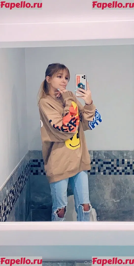 Babyfooji Onlyfans Photo Gallery 