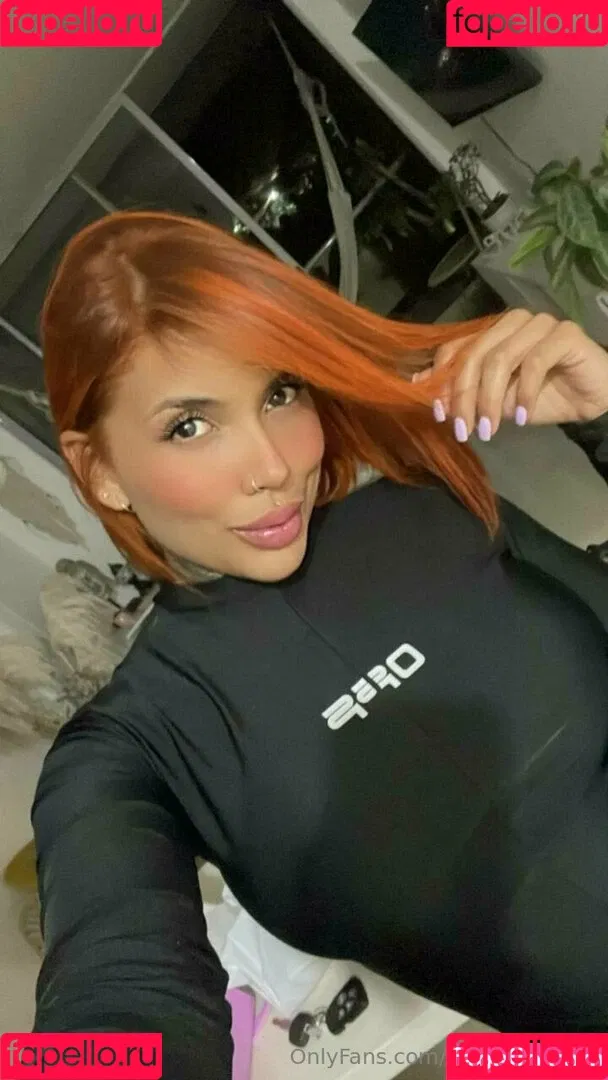 isabellanourie Onlyfans Photo Gallery 