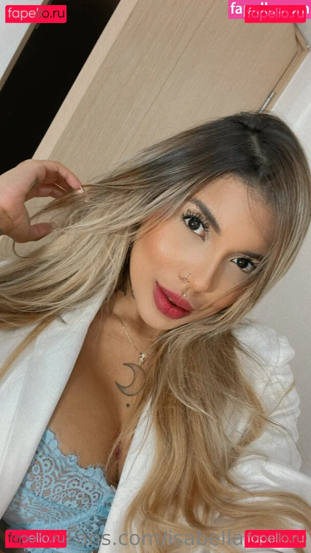 isabellanourie Onlyfans Photo Gallery 