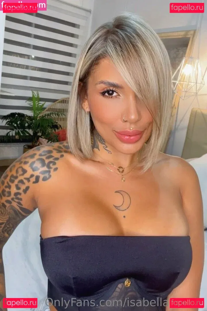 isabellanourie Onlyfans Photo Gallery 