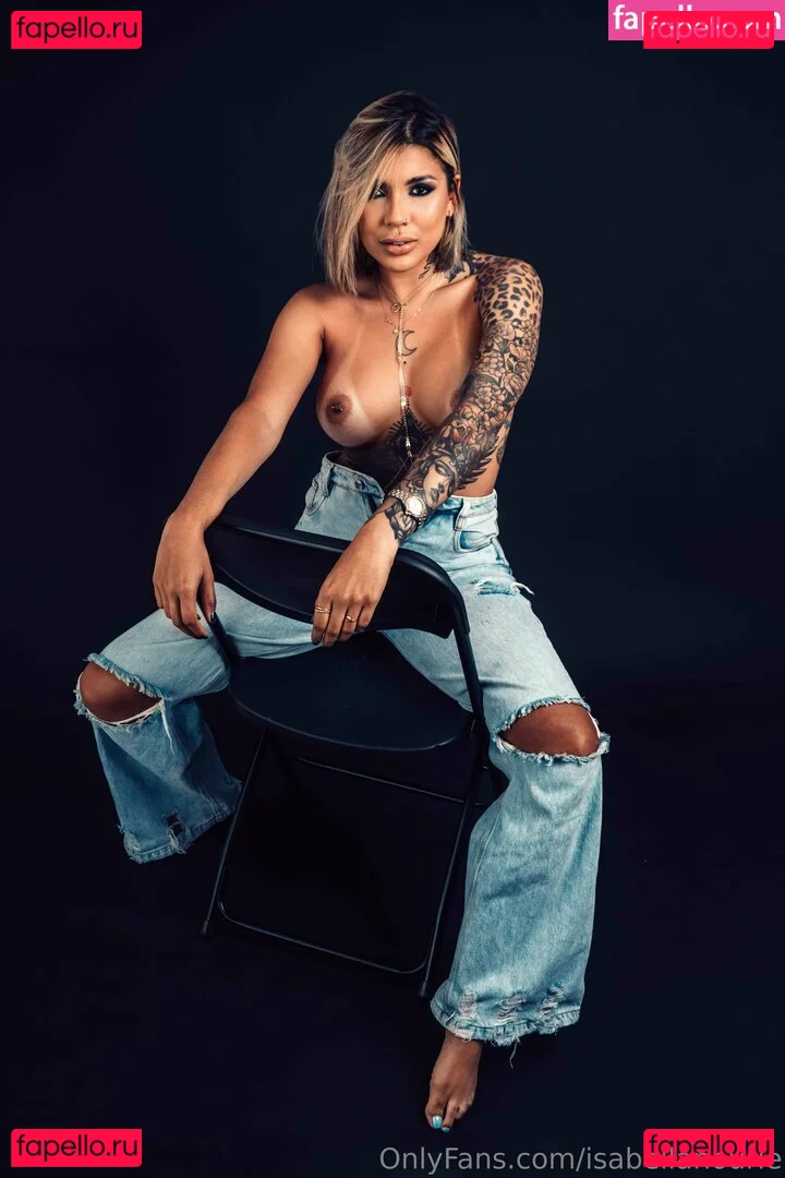 isabellanourie Onlyfans Photo Gallery 