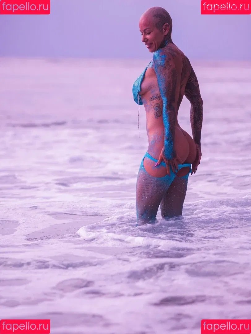 Maria Kasta Onlyfans Photo Gallery 