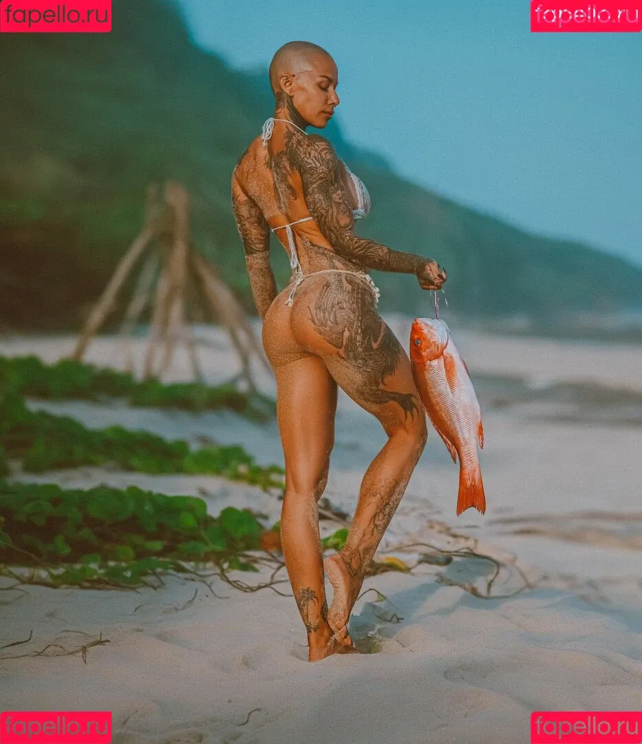 Maria Kasta Onlyfans Photo Gallery 