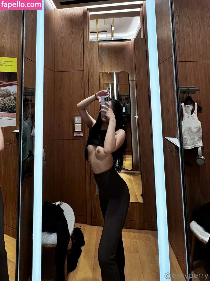 eskyperry Onlyfans Photo Gallery 