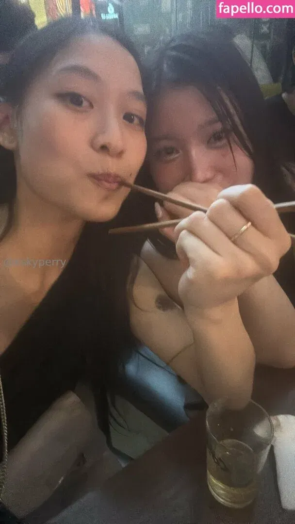 eskyperry Onlyfans Photo Gallery 