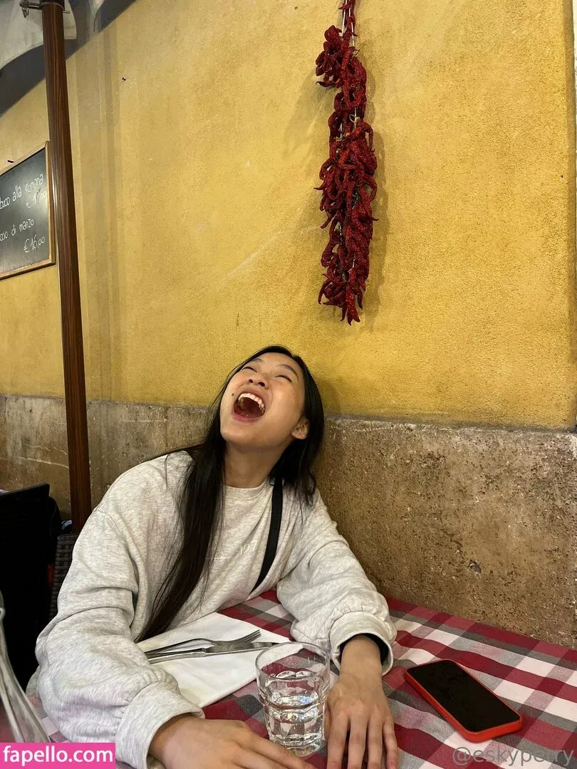 eskyperry Onlyfans Photo Gallery 