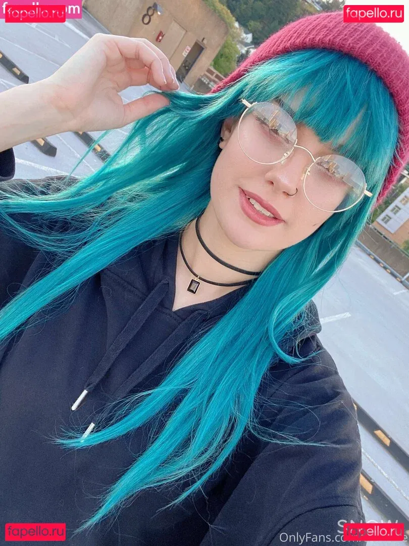 otome.exe Onlyfans Photo Gallery 