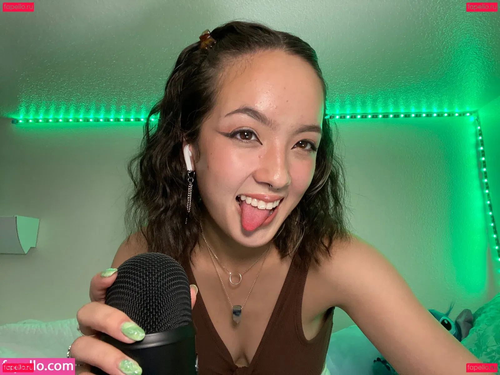 Earth’s ASMR Onlyfans Photo Gallery 