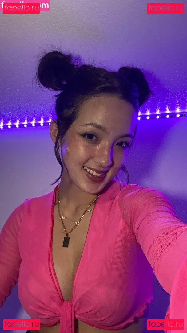 Earth’s ASMR Onlyfans Photo Gallery 