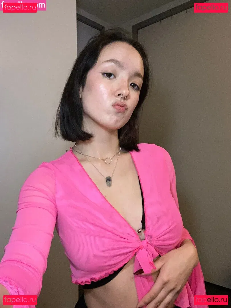 Earth’s ASMR Onlyfans Photo Gallery 